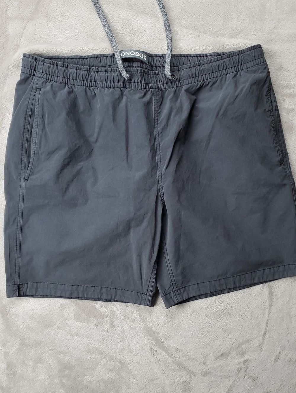 Bonobos | Men's Size Large | 7" Elastic Waist Hybrid Shorts | Dark Charcoal Gray
